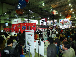 画像ギャラリー No.006のサムネイル画像 / 幕張メッセに子供たちの人気コンテンツが集結! 「次世代ワールドホビーフェア'12 Winter」東京大会の模様をレポート