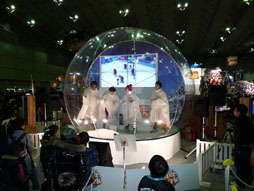 画像ギャラリー No.029のサムネイル画像 / 幕張メッセに子供たちの人気コンテンツが集結! 「次世代ワールドホビーフェア'12 Winter」東京大会の模様をレポート