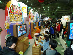 画像ギャラリー No.030のサムネイル画像 / 幕張メッセに子供たちの人気コンテンツが集結! 「次世代ワールドホビーフェア'12 Winter」東京大会の模様をレポート