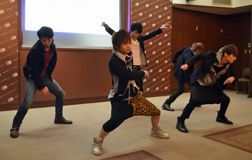 画像ギャラリー No.017のサムネイル画像 / コーエーテクモゲームスと視聴者が作る新しいエンターテイメントコンテンツ。Web番組「コーエーテクモ LIVE!」記者発表会をレポート