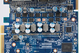 画像ギャラリー No.029のサムネイル画像 / GIGA-BYTE製のOC版「Radeon HD 7870&7850」カードを検証。コアクロック引き上げの効果は大きい