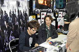 画像ギャラリー No.010のサムネイル画像 / リズのゾンビ登場に会場は騒然? ついに発売された人気サバイバルホラー最新作「バイオハザード6」の発売記念イベントをレポート