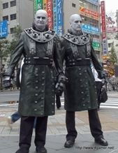 画像ギャラリー No.002のサムネイル画像 / 秋葉原に出現した“追跡者”タイラントを追跡してみたら,意外な一面が見られた。ハッシュタグ「#タイラント隊」でその動向をチェックしよう