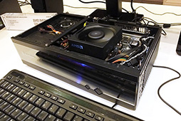 ꡼ No.004Υͥ / CES 2016ϽǰŪŤʽCPU顼AMDϪA10 APUοͽ