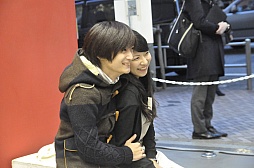 画像ギャラリー No.009のサムネイル画像 / 「FF X/X-2 HD Remaster」の“史上最もせつない”フォトイベントをレポート。クリスマス・イヴの渋谷に恋人たちが集う