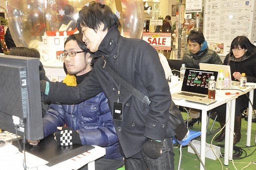 画像ギャラリー No.012のサムネイル画像 / 「FF X/X-2 HD Remaster」の“史上最もせつない”フォトイベントをレポート。クリスマス・イヴの渋谷に恋人たちが集う