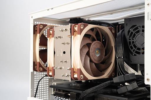 画像ギャラリー No.018のサムネイル画像 / 小さくて静かで高性能! サイコムのゲームPC「G-Master Velox Mini B860」は,ゲームPC初心者にもピッタリの相棒だ【PR】