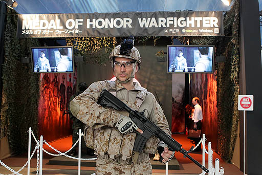 ꡼ No.005 | TGS 2012ϺħϥꥢƥˤꡣȯΥץǥ塼֥  ʡ եפܤΥǥ˥ץ쥼