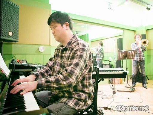 画像ギャラリー No.006のサムネイル画像 / 伊藤賢治氏と声優の楠田敏之さんがコラボレーションする12月27日のライブ「楠田敏之 × 伊藤賢治 LIVE 2012 -FIRST CONTACT-」リハーサル現場をレポート