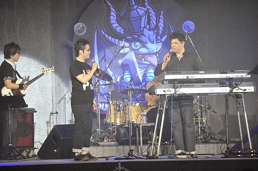 画像ギャラリー No.010のサムネイル画像 / パズドラプレイヤーの頂点が決定。伊藤賢治氏のライブも盛り上がった「パズドラファン感謝祭2013」のステージイベントレポート