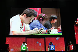 画像ギャラリー No.005のサムネイル画像 / 「パズドラ」のスコアアタックで頂点に立ったのは小学6年生。「第4回パズドラジャパンカップ」決勝大会と表彰式の模様をレポート