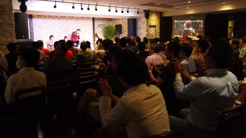 画像ギャラリー No.010のサムネイル画像 / 全国区プレイヤー同士による息を呑む“おにいちゃん”争奪戦。VF5FSトーク&組み手イベント「VF.TALK LIVE あさぽんといっしょ」レポート