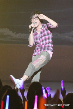 画像ギャラリー No.007のサムネイル画像 / 「ストラバ2(仮)」の制作決定も明らかに。渋谷に恋の嵐が吹き荒れた,イベント「STORM LOVER 夏恋嵐」夜公演をレポート