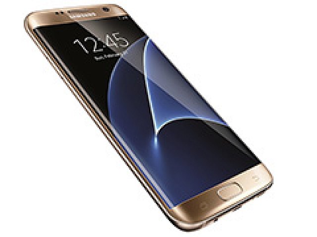 Samsung ゲーム関連の独自機能を備えたハイエンドスマホ Galaxy S7 Galaxy S7 Edge を発表 防水仕様やmicrosd対応が復活 Samsung ゲーム関連の独自機能を備えたハイエンドスマホ Galaxy S7 Galaxy S7 Edge を発表 防水仕様やmicrosd対応が復活
