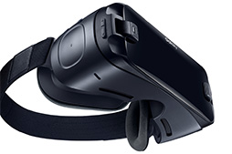 Samsung,スマホ向けVR HMD「Gear VR」と専用ワイヤレスコントローラの