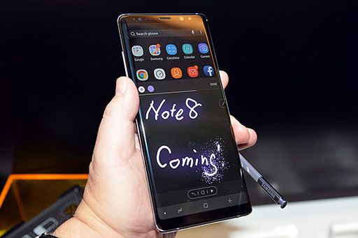 Samsung，ペン入力対応スマートフォン「Galaxy Note8」発表。6.3インチ