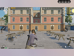 画像ギャラリー No.050のサムネイル画像 / 開いた状態で4:3画面のスマートフォンでゲームはどうなる? Galaxy Z Fold8&Galaxy Z Fold8 Ultraをテスト
