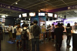 画像ギャラリー No.005のサムネイル画像 / サイバーコネクトツー松山氏が「.hack//Versus」を紹介。「ドットハック セカイの向こうに+Versus Hybrid Pack」先行体験会+トークショーレポート