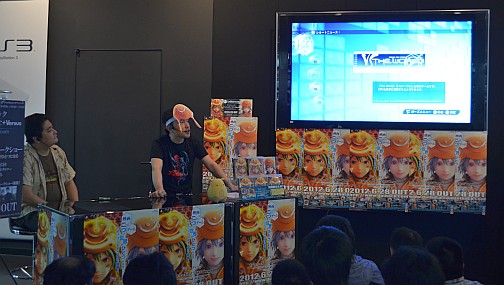 画像ギャラリー No.012のサムネイル画像 / サイバーコネクトツー松山氏が「.hack//Versus」を紹介。「ドットハック セカイの向こうに+Versus Hybrid Pack」先行体験会+トークショーレポート