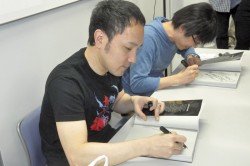 画像ギャラリー No.026のサムネイル画像 / 資料と共に振り返る「.hack」の11年。松山&新里氏が当時を語る「『.hack』シリーズ完全設定資料集」発売記念トーク&サイン会レポート