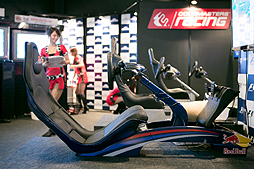 ���������꡼ No.008�Υ���ͥ������ / ��PR�ۥ��꡼���ǿ����F1 2012�פ�2012ǯ10��4���˥�꡼�����˸¤Υ��ԡ��ɤǷ��깭�����롤�����ǹ����Υ⡼�������ݡ��Ĥ�Ű��Ƹ�