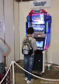 画像ギャラリー No.011のサムネイル画像 / ニコニコ超会議のSCEブースで「NEXT HATSUNE MIKU Project DIVA(仮称)」を遊んでみた。プレイアブルは「キャットフード」「ワールズエンド・ダンスホール」の2曲