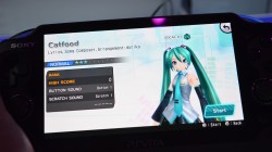 ꡼ No.004Υͥ / E3 2012PS Vitaǥѥåפ鲻ߥLA˺о졣 E3ǤѵҤ̥λֽ鲻ߥ -Project DIVA- fץץ쥤ݡ