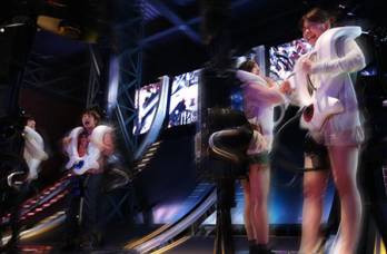 画像ギャラリー No.004のサムネイル画像 / 「初音ミク -Project DIVA- F」千本桜と東京ジョイポリスが8日からコラボ