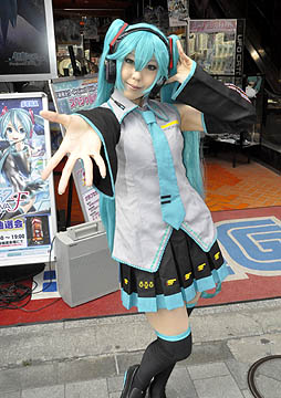 画像ギャラリー No.012のサムネイル画像 / 「初音ミク -ProjectDIVA- F」の発売記念抽選会が開催。プロジェクトマネージャーの内海 洋氏にいろいろな話を聞いた