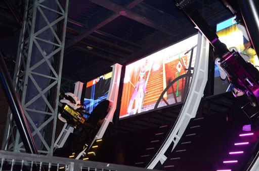 画像ギャラリー No.027のサムネイル画像 / 東京ジョイポリスが初音ミク一色に。「初音ミク -Project DIVA- F × 千本桜 in JOYPOLIS」のメディア向け内覧会をレポート