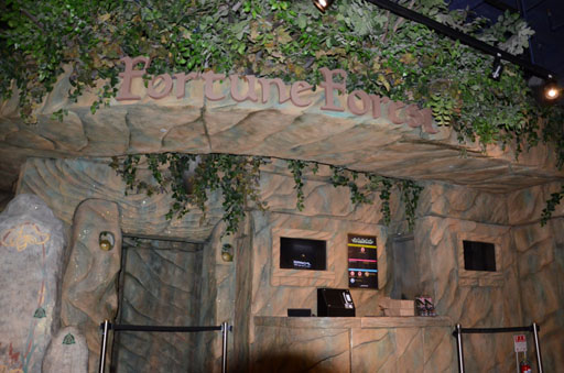 画像ギャラリー No.041のサムネイル画像 / 東京ジョイポリスが初音ミク一色に。「初音ミク -Project DIVA- F × 千本桜 in JOYPOLIS」のメディア向け内覧会をレポート