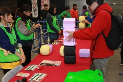 画像ギャラリー No.004のサムネイル画像 / 新たなカードパックやTVアニメなどの新発表も。クリスマスをテーマに行われた「ゼクストリーム 2018.WINTER in 秋葉原」をレポート