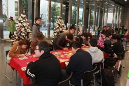 画像ギャラリー No.005のサムネイル画像 / 新たなカードパックやTVアニメなどの新発表も。クリスマスをテーマに行われた「ゼクストリーム 2018.WINTER in 秋葉原」をレポート