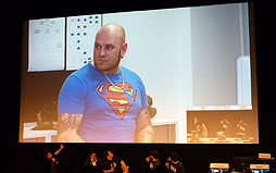 画像ギャラリー No.007のサムネイル画像 / 「クライシス 3」のゲームプロデューサーが本作の魅力を語り尽くす。プロフェット隊長も登場したファン感謝祭の模様をレポート