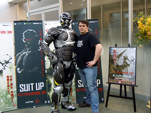 画像ギャラリー No.013のサムネイル画像 / 「クライシス 3」のゲームプロデューサーが本作の魅力を語り尽くす。プロフェット隊長も登場したファン感謝祭の模様をレポート