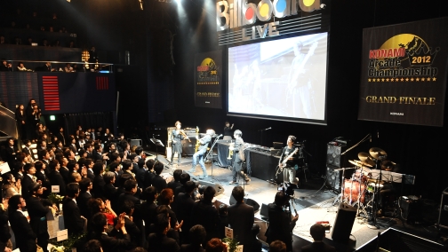 KONAMIΥɥȥԥϻڤ˽롣KONAMI Arcade Championship 2012 ɥեʡ޽˲ץݡ
