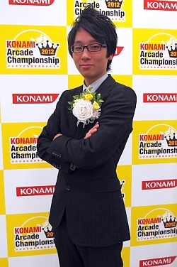画像集#047のサムネイル/KONAMIのアーケードタイトルチャンピオンが六本木に集結。「KONAMI Arcade Championship 2012 グランドフィナーレ〜授賞祝賀会〜」レポート