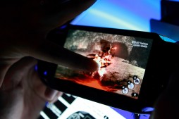 ꡼ No.018Υͥ / E3 2012PSVitaSOUL SACRIFICEפE3˽ŸȤˤϼʬ̿鵾ˤˡġɤʥե󥿥θƤ