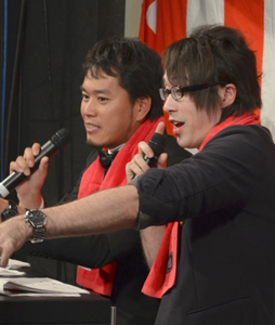 画像ギャラリー No.003のサムネイル画像 / 「メタルギア ライジング リベンジェンス」や「SOUL SACRIFICE」が披露された,アントニオ猪木さん主宰の生放送「一遊闘魂」をレポート