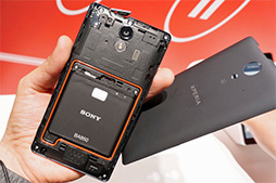 KDDI2013ǯƥޥۡ4ݡȡXperia ULΥ٥ޡƥȷ̤