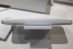 ���������꡼ No.027�Υ���ͥ������ / KDDI��2013ǯ�ƥ��ޥۡ���4������ݡ��ȡ�Xperia UL�Υ٥���ޡ����ƥ��ȷ�̤����