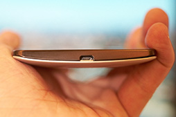 ꡼ No.022 | HTC J butterflyפisai vividפʤȼǥμϤ䤤ˡ KDDI2015ǯƥǥ륹ޡȥե򿨤äƤ