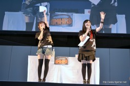 画像ギャラリー No.004のサムネイル画像 / 日笠陽子さんと喜多村英梨さんによる「モンハンラジオ カプコン放送局」の公開録音,「バイオハザード6」「アイルーでパズルー」のステージをレポート