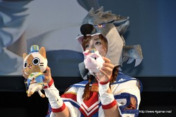 画像ギャラリー No.053のサムネイル画像 / 日笠陽子さんと喜多村英梨さんによる「モンハンラジオ カプコン放送局」の公開録音,「バイオハザード6」「アイルーでパズルー」のステージをレポート