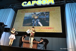 画像ギャラリー No.057のサムネイル画像 / 日笠陽子さんと喜多村英梨さんによる「モンハンラジオ カプコン放送局」の公開録音,「バイオハザード6」「アイルーでパズルー」のステージをレポート