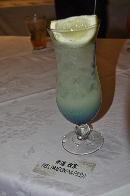 画像ギャラリー No.023のサムネイル画像 / カプコンバーのグランドメニューが7月19日にリニューアル。「アイルーでパズルー」のゲーム大会も行われた試食会をレポート