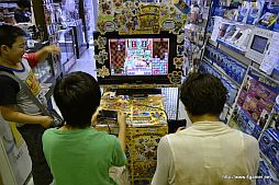 ���������꡼ No.005�Υ���ͥ������ / �֥����롼�ǥѥ��롼���з褬�Ԥ�줿�����ॺ�ޡ���Ǥ�ŹƬ�θ�����ݡ��ȡ��֥ϥ��Ȥ��פ˽б�Ǥ��뤫�⤷��ʤ�ŹƬ�θ����8��7��������Ǽ»� 