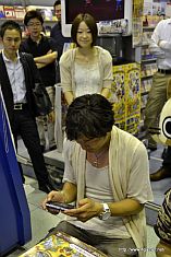 ���������꡼ No.014�Υ���ͥ������ / �֥����롼�ǥѥ��롼���з褬�Ԥ�줿�����ॺ�ޡ���Ǥ�ŹƬ�θ�����ݡ��ȡ��֥ϥ��Ȥ��פ˽б�Ǥ��뤫�⤷��ʤ�ŹƬ�θ����8��7��������Ǽ»� 