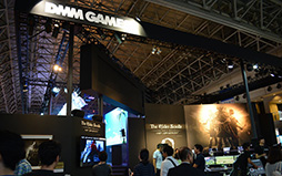 画像ギャラリー No.002のサムネイル画像 / ［TGS 2016］湾曲ディスプレイ5台を並べて「エルダー・スクロールズ・オンライン」をプレイ。イベントならではの環境でタムリエルの世界に浸ろう