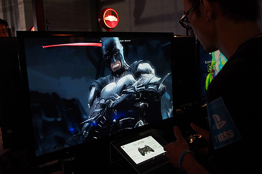 ꡼ No.007Υͥ / TGS 2012ϥХåȥޥ䥹ѡޥ臘ꥫƮȯ餫ˤʤäInjustice: Gods Among Usץץ쥤ݡ